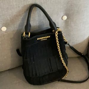 Burberry handbag runway style